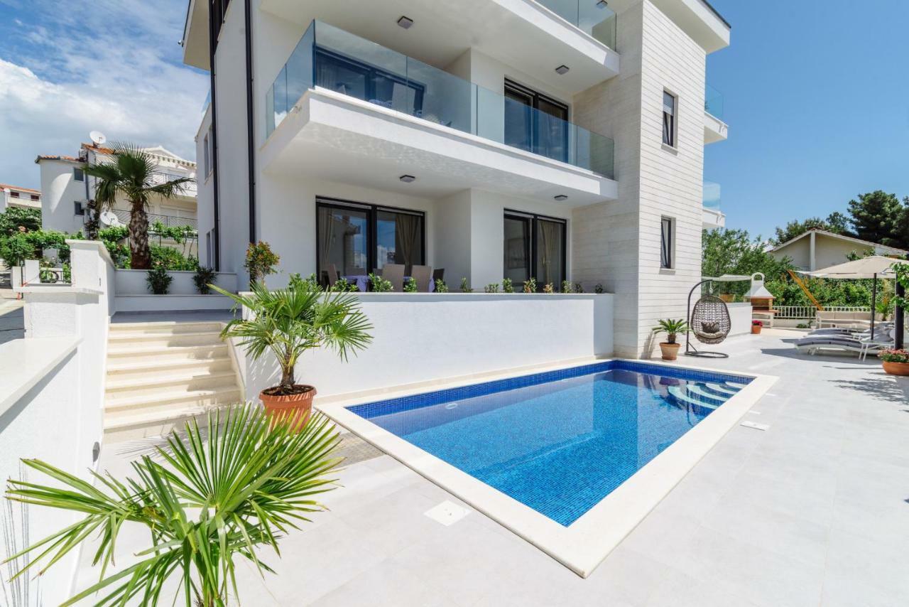Apartments Villa Dalmatia Trogir Eksteriør bilde