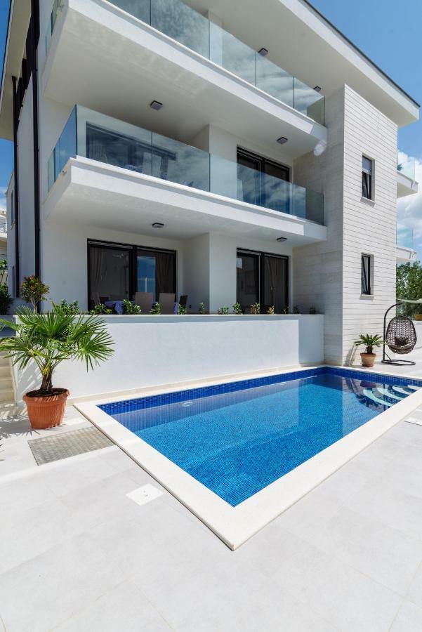 Apartments Villa Dalmatia Trogir Eksteriør bilde
