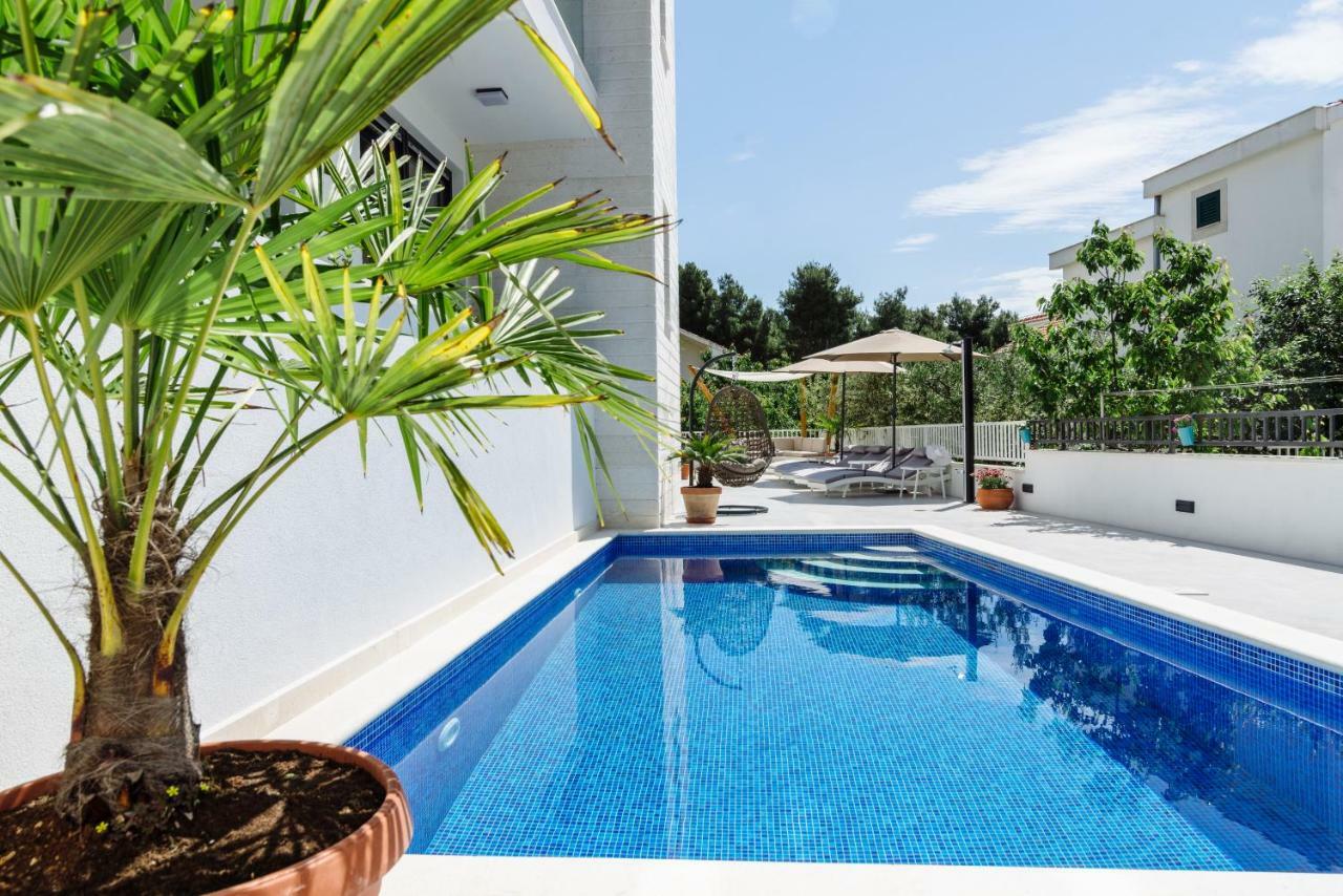 Apartments Villa Dalmatia Trogir Eksteriør bilde