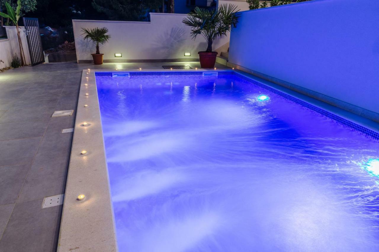 Apartments Villa Dalmatia Trogir Eksteriør bilde