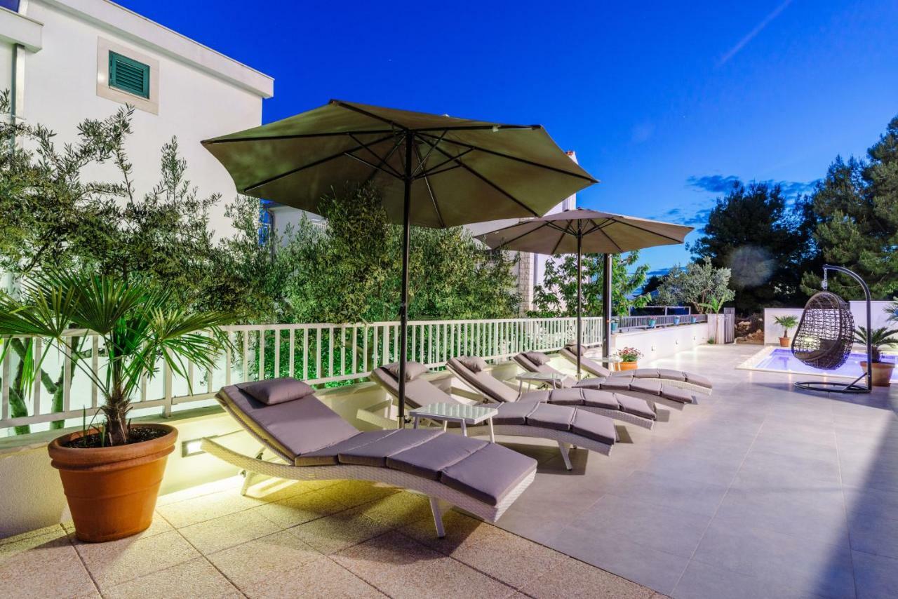 Apartments Villa Dalmatia Trogir Eksteriør bilde