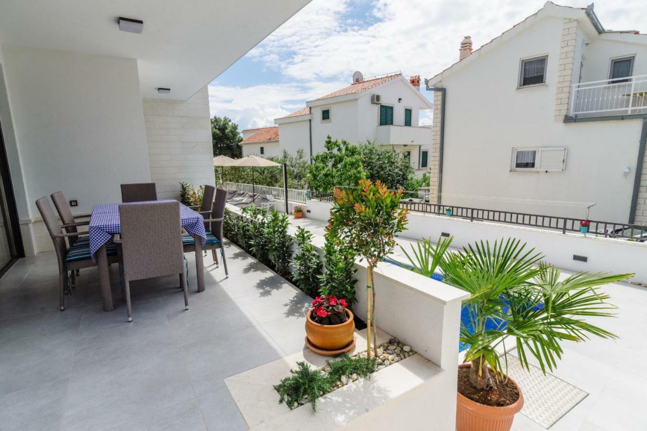 Apartments Villa Dalmatia Trogir Eksteriør bilde